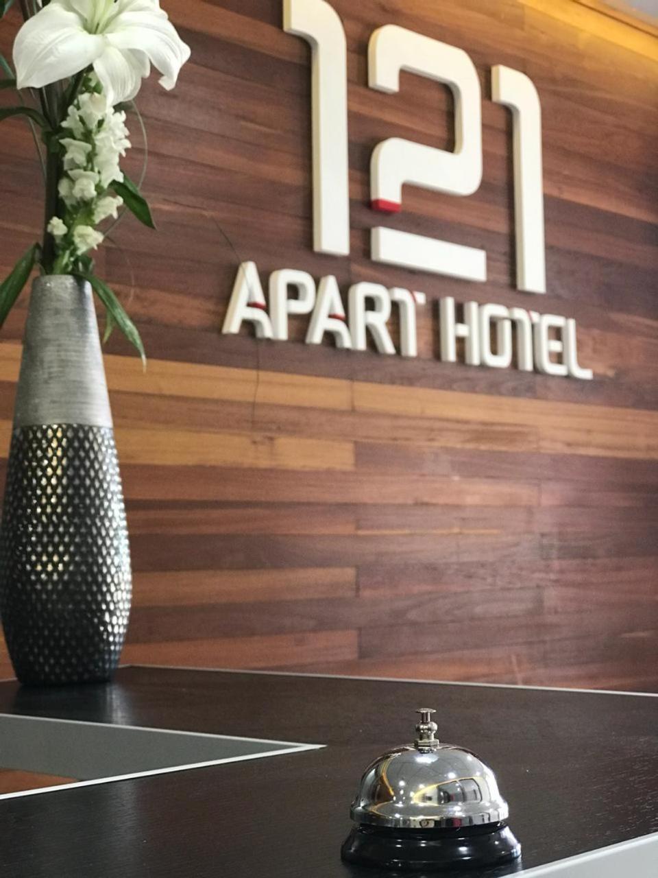 Illia 121 Apart Hotel Neuquén Extérieur photo