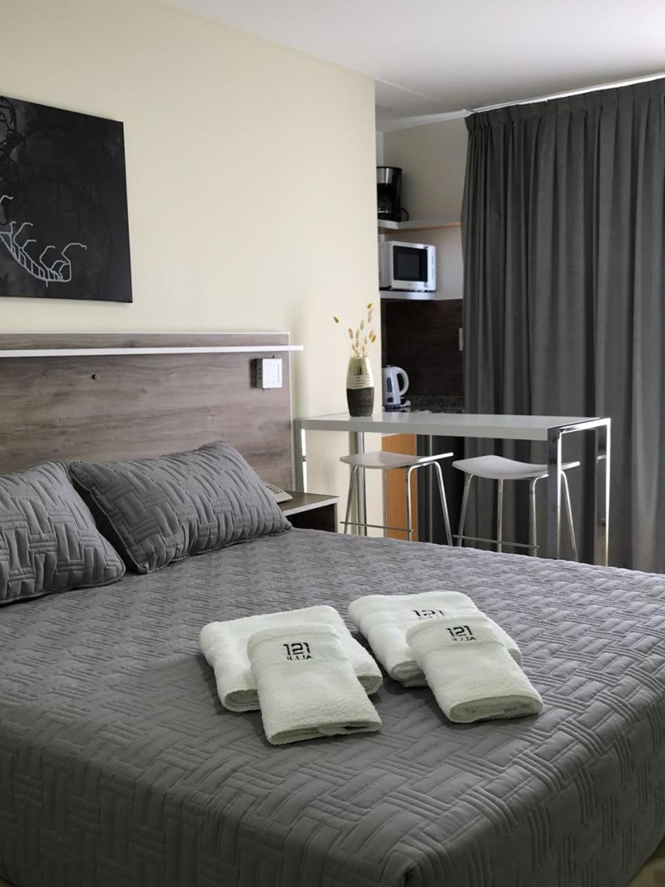 Illia 121 Apart Hotel Neuquén Extérieur photo
